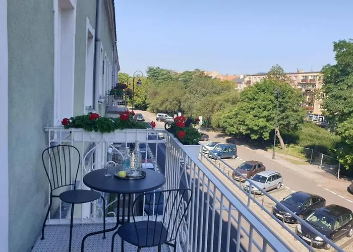 W Kamienicy Przy Plantach *